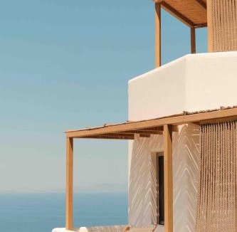 Folegandros Town Apartment | ANDELIAS Signature Suites