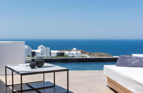 Oia Resort | Andronis Arcadia - Preferred Hotels & Resorts