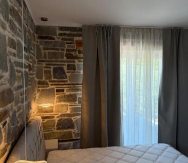 Pangaio Apartment | ANEMÉLIA stone suites - Sea & Mountain View