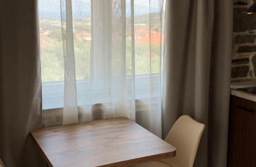 Pangaio Apartment | ANEMÉLIA stone suites - Sea & Mountain View