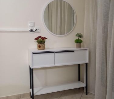 Kalambaka Apartment | Angel's Nest - Meteora Central Studio