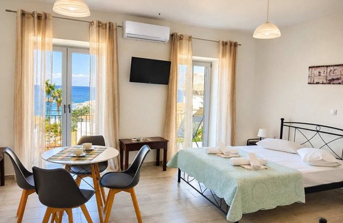 Koroni Condo | Angira 5 Seaview Escape - Koroni Bright Getaway