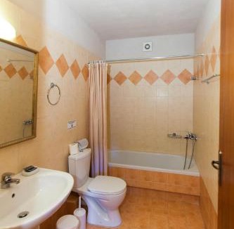 Astros Apartment | Anigraia
