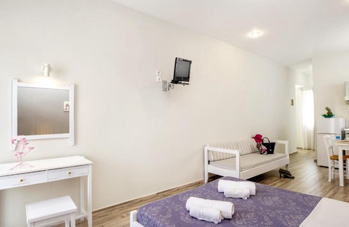 Platanias Town Apartment | Anna Maria Hotel