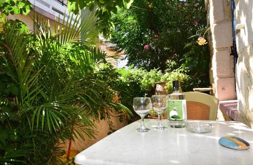 Palaiochora Hotel | Anonymous Homestay