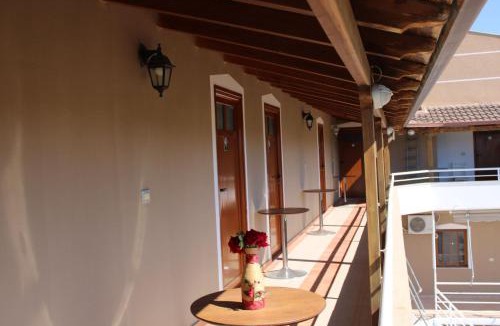 Orikum Hotel | ANORA Mare Suites