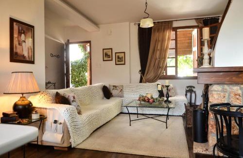 Anatolikos Sinikismos House | Antalia Home