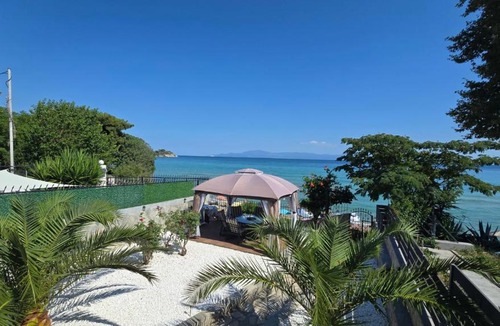 Palaio Tsifliki House | ANTONIO's BEACH HOUSE