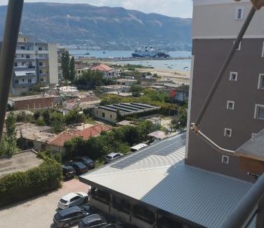 Vlore Apartment | Apartament Rruga Sazan pran Kraal Hotel