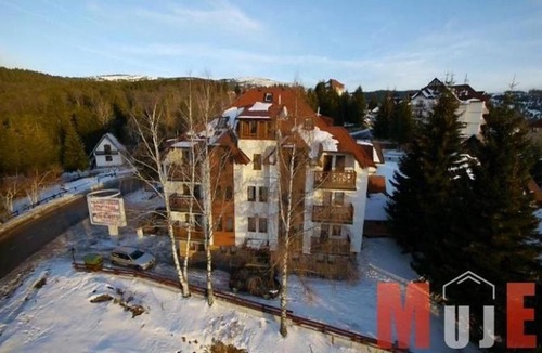 Leposaviq District Apartment | Apartman Lena