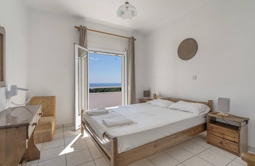 Leivathos Apartment | Apartment '1 Bedroom with Balcony 5' with Sea View, Wi-Fi and Air Conditioning