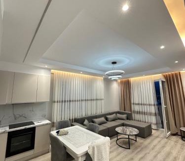 Kamez Apartment | Apartment