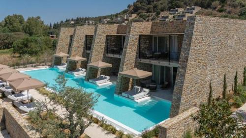 Messinia Apartment | Apartment Athina with direct pool access - GH8