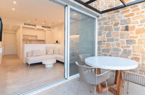 Messinia Apartment | Apartment Athina with direct pool access - GH8