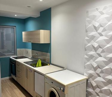 Sheqi i Vogel Apartment | Apartment City Center Best Price