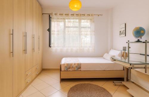 Kashar Apartment | Apartment Crystal Comfort Stylish Spotless