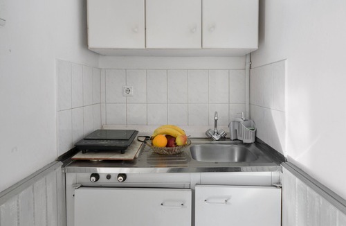 Panormos Apartment | Apartment 'Double Studio No 1' with Sea View, Wi-Fi and Air Conditioning