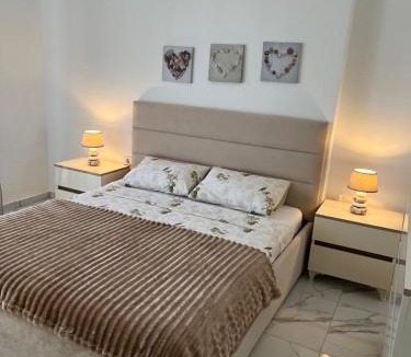Kamez Apartment | Apartment Elis