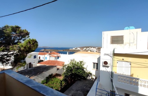 Mpatsi Apartment | Apartment 'Grand Seaside Loft' with Shared Garden and Wi-Fi