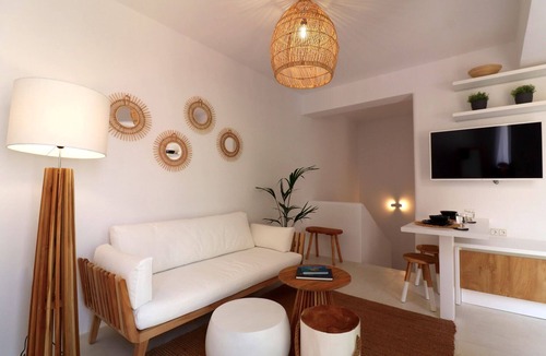 Agia Anna Apartment | Apartment Helia, 30 m from golden sandy beach