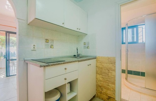 Dafnata Apartment | Apartment in Mpenitses with Sea Views