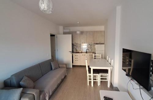 Shengjin Apartment | Apartment Lola Shengjin
