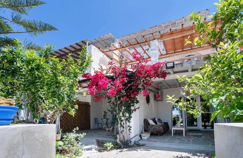 Paros Apartment | Apartment 'Maggano Paros 3' with sea view, private terrace, Wi-Fi and air conditioning
