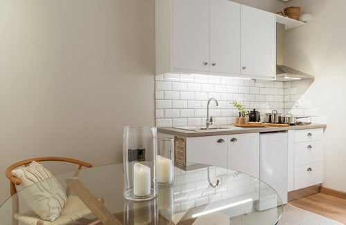 Kalamata Apartment | Apartment 'Meliti Kalamata' with Mountain View, Wi-Fi and Air Conditioning
