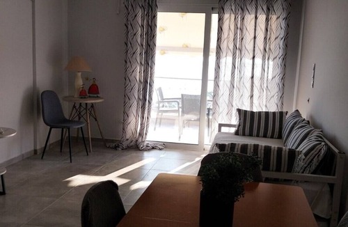 Menidion Apartment | Apartment 'Menidi 301' with Sea View, Wi-Fi and Air Conditioning
