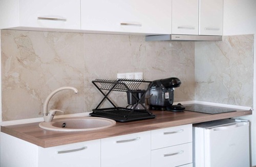 Nea Propontida Apartment | Apartment 'One Bedroom' with Sea View, Wi-Fi and Air Conditioning