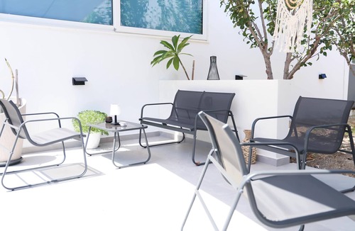 Malevizi Apartment | Apartment Simply 202