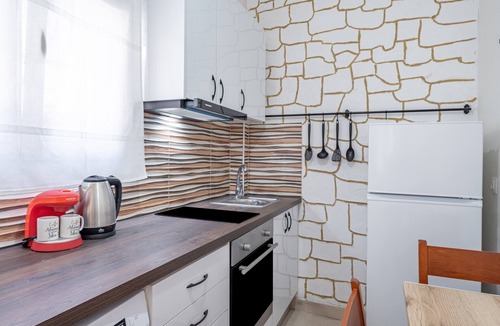 Kavos Apartment | Apartment 'Two Bedroom 1' with Balcony, Wi-Fi and Air Conditioning