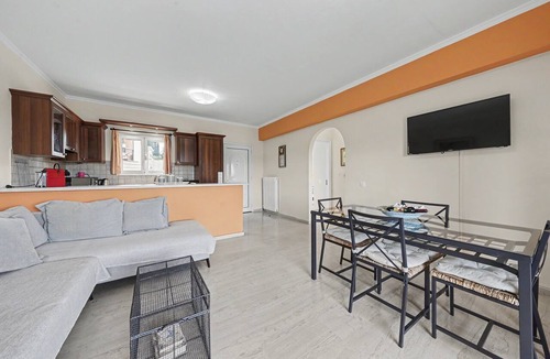 Potamos Apartment | Apartment 'Two-Bedroom 2' with Sea View, Wi-Fi and Air Conditioning