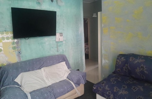 Alimos Apartment | Apartment with barbecue 1 km beach