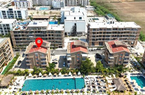 Orikum Apartment | Apartment With Pool View 001 - Happy Rentals