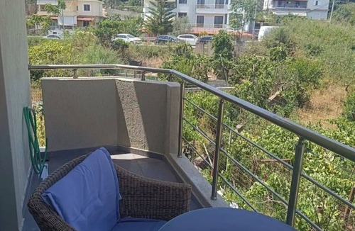 Himare Apartment | Apartments 4 Charming 2-bedroom apartment with AC in soothing Himare