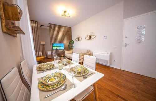 Tirana Apartment | Apartments in Tiranë, Albania