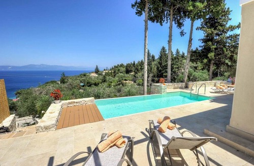 Katsimatika Villa | Apeiron I Villa - Instaworthy Views. Ace Location.