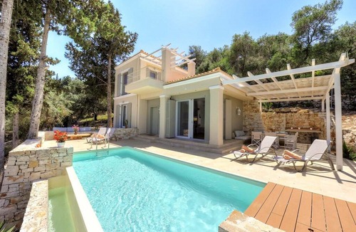 Katsimatika Villa | Apeiron I Villa - Instaworthy Views. Ace Location.