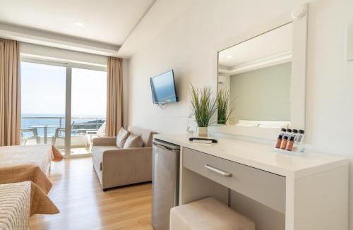 Himare Hotel | Aphrodite's Garden