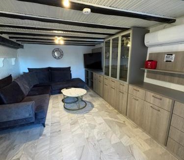 Nea Rodha Apartment | Appartment by Eftymia
