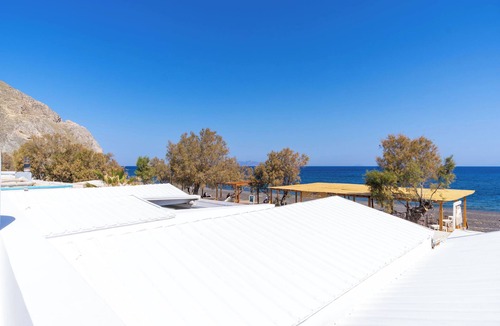 Perissa Villa | Aqua Cozy Suites