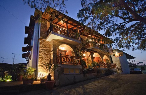 Ouranoupoli House | Archodariki