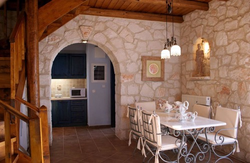 Agia Marina House | ARESTI MOUNTAIN RESORT