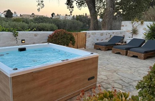 Drios Villa | Arethousa House