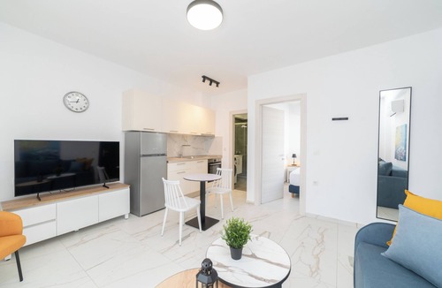 Paralia Ofryniou Apartment | Areti Residential Complex-One Bedroom Apartment