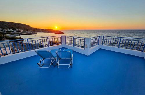 Milatos Beach Villa | Arie Waterfront House 10 Meters to the Water