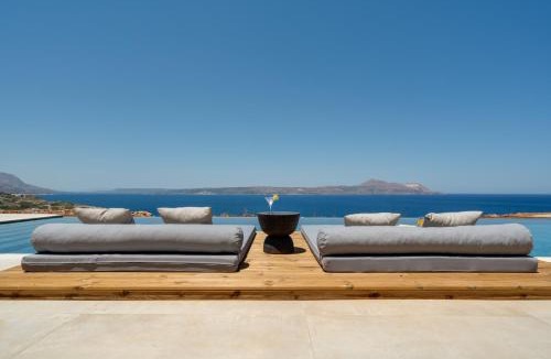 Apokoronas Villa | ARion Aesthesis Villa Fire Pit & Heated Pool