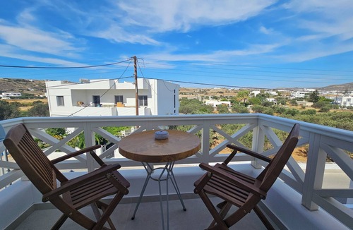 Tripiti House | Aristotle Suites, Avgi
