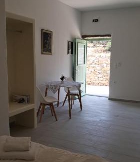 Arkesini Apartment | Arkesini Apartments
